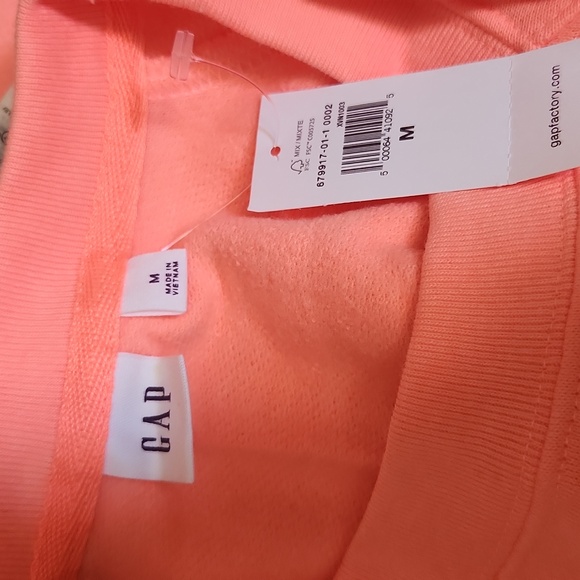 Gap short set sz Medium - Picture 2 of 3